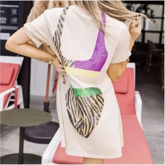 Queen of Sparkles Colorblock Tiger Bikini Coverup. - Picture 2 of 5